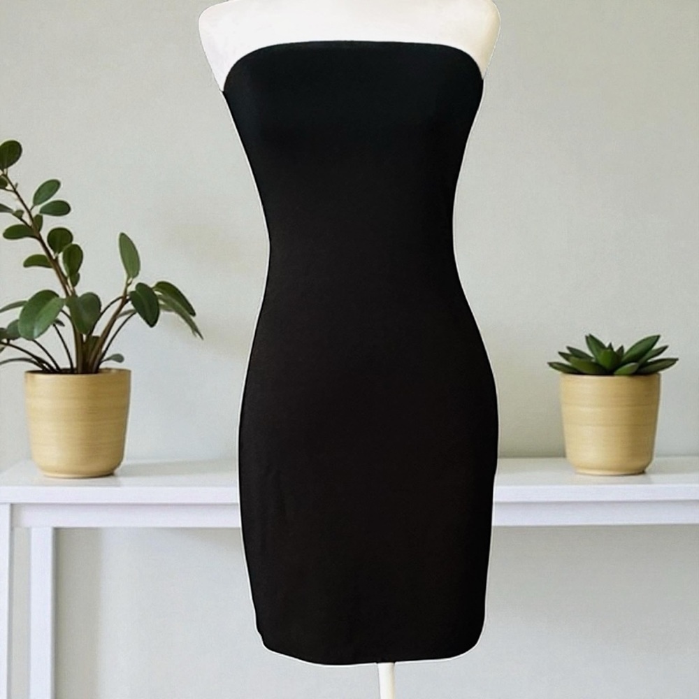 Inspired Hearts Classic Black Garment Medium NWT